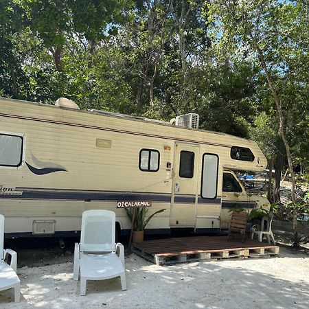 ホテル Momotoh Camper スプヒル エクステリア 写真