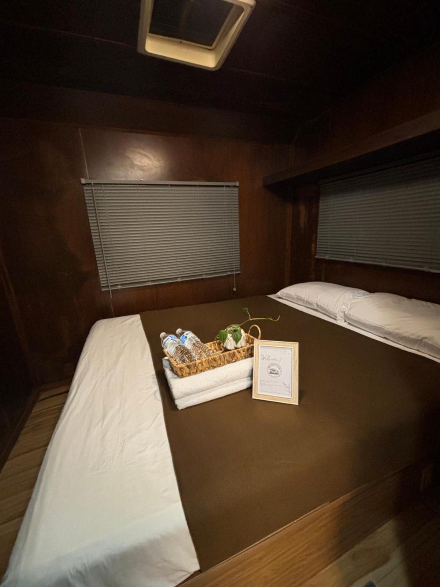 ホテル Momotoh Camper スプヒル エクステリア 写真