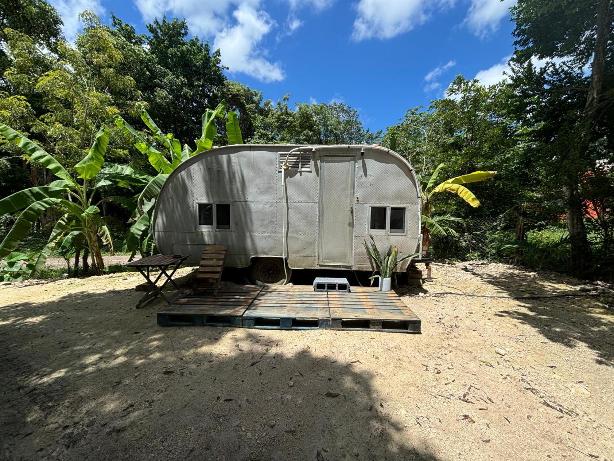 ホテル Momotoh Camper スプヒル エクステリア 写真